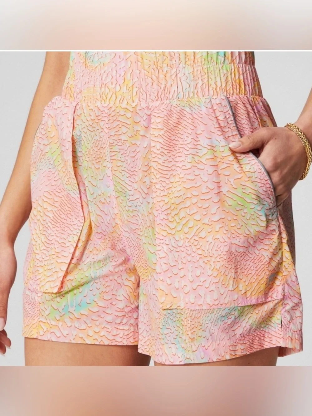 Fabletics lightweight pastel